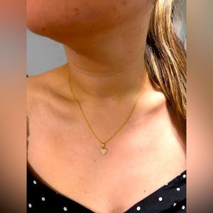 Material/metal: 18k Gold. Style: necklace. Size: 49 cm